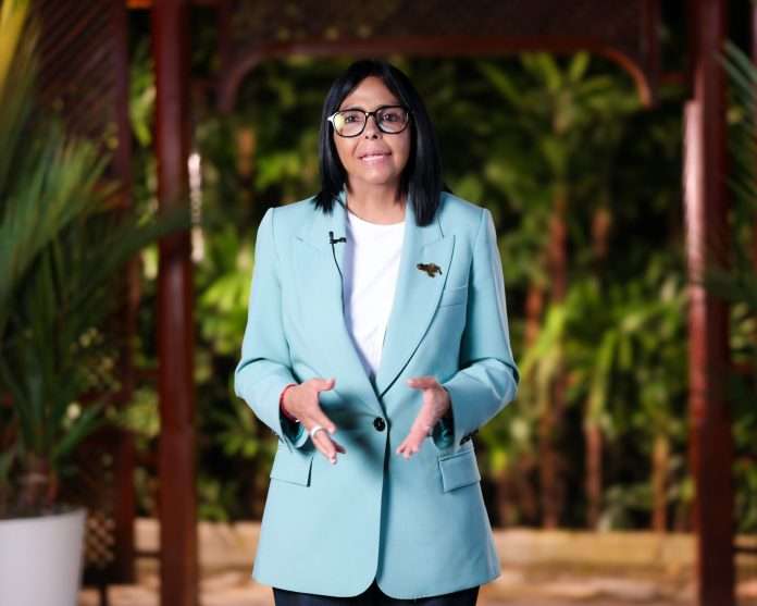 Presidenta Delcy: Aumentó la producción petrolera, llegó a 1 millón, 230 mil barriles diarios