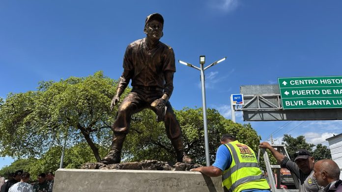 Estatua de Luis Aparicio