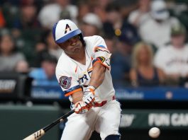 Altuve llegó a 20 multihits y quedó a dos sencillos de Bob Abreu