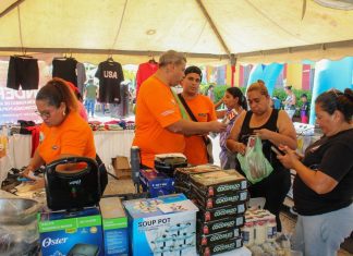 ¡Mercado y jornada integral!: Alcaldía de Maracaibo llevó feria de ropa, víveres y salud a Santa Rosa de Agua