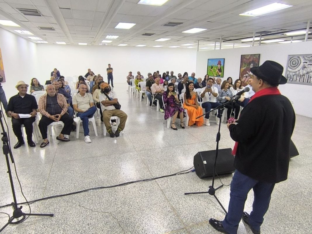 Homenaje de Maracaibo al Maestro Oscar Valencia por sus 50 años de trayectoria