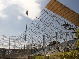 Estará listo en 15 días: Tribunas de «El Viejo Parque» estrenarán techado de alta tecnología