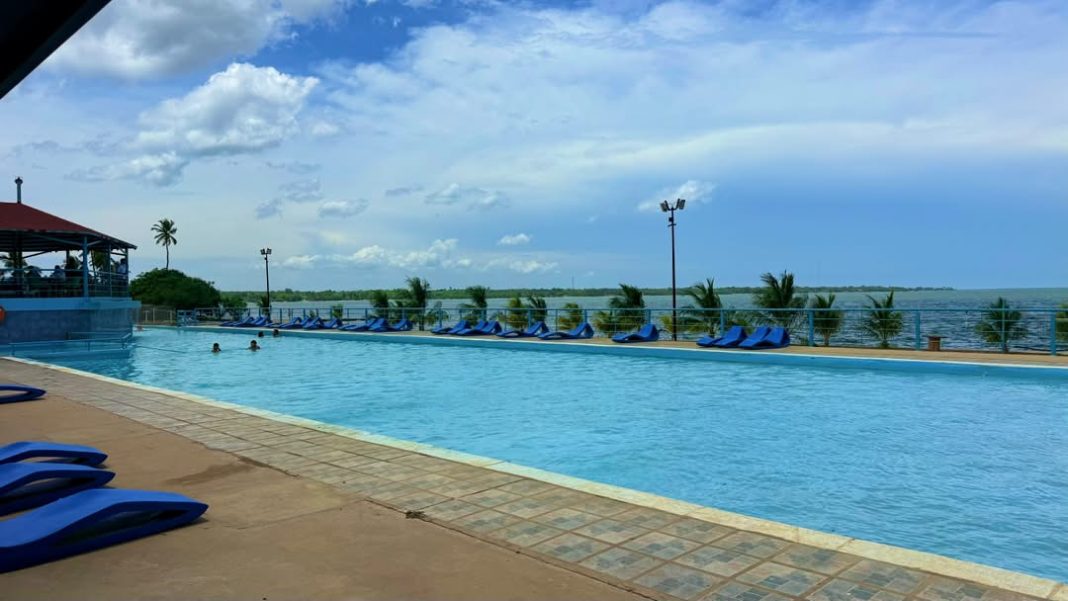 Corzutur fortalece motor turístico zuliano: recorrido lacustre bajo el puente cada fin de semana