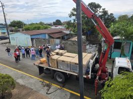 La Cayapa de la Salud dotó con 45 toneladas de aire acondicionado a la Clínica Popular Cuatro Esquinas de Francisco Javier Pulgar