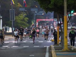 Ni la lluvia frenó el deporte en la Ciclovía de Maracaibo…