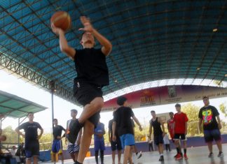 El baloncesto toma la cancha Canta Claro en el Plan Vacaciones Deportivas del IMDEPREC