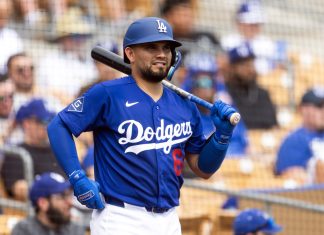 Eliezer Alfonzo a las ligas menores: Dodgers mueve su roster