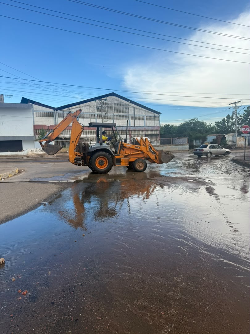 En Haticos por Abajo se realizó este domingo operativo de limpieza tras las lluvias