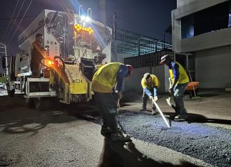 ¡Para optimizar vialidad del municipio!: Alcaldía de Maracaibo con máquina de bacheo que escarifica y asfalta