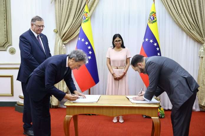 Presidenta Delcy: «En Venezuela existen las condiciones jurídicas confiables para atraer nuevas inversiones»