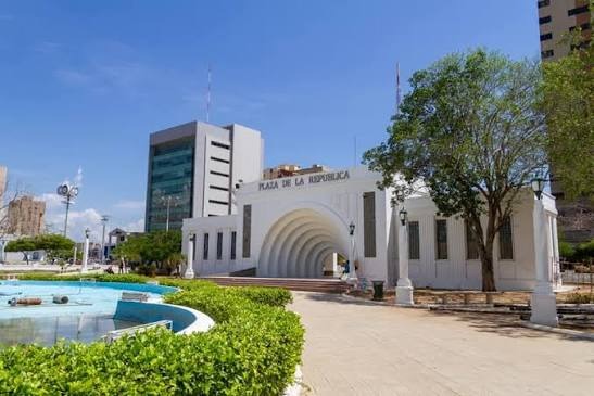 Alcaldía de Maracaibo te invita al concierto “Así suena Maracaibo” hecho con sol,gaita y brisa del lago