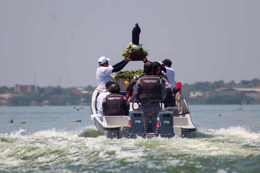 Santa Rosa de Lima volvió a bendecir las aguas del Lago de Maracaibo tras 10 años