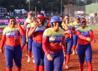 JUEGOS SURAMERICANOS: Softbol campeonas por blanqueó y van al Preolímpico