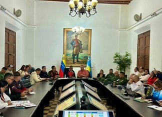 Vicepresidente sectorial Juan Ramírez y gobernador Luis Caldera encabezaron reunión del Estado Mayor de Servicios en Zulia