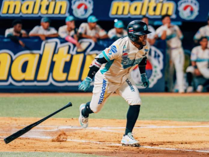 Bravos frenó a Tiburones en Porlamar