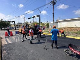 850 toneladas de asfalto: Alcaldía de Maracaibo recuperó la calle 15K entre las urbanizaciones La Pícola y San Jacinto