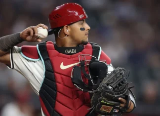Freddy Fermín,Gabriel Moreno y Luis Torrens luchan por el Guante de Oro en la Liga Nacional