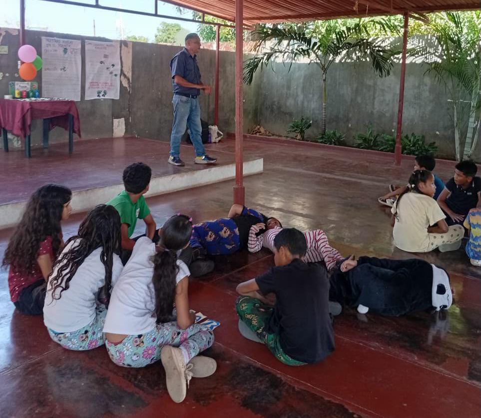 El programa “IMAU visita tu escuela” impulsa el reciclaje y la conciencia ecológica en El Marite