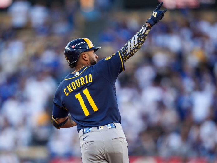 Jackson Chourio y Milwaukee ponen contra la pared a los bicampeones