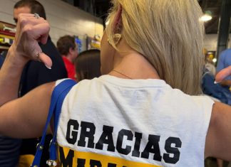 ¡Jackson Brayan las tiene locas!: Un maracucho conquista corazones en Milwaukee