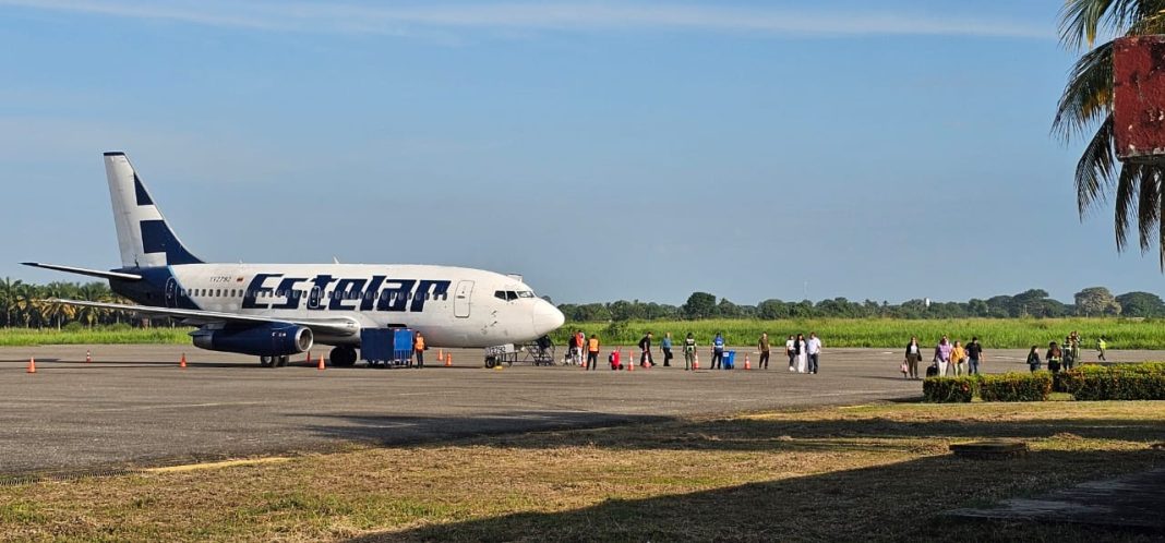 Maracaibo y Santa Bárbara vuelven a conectarse por vía aérea para impulsar la economía zuliana