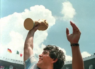 Maradona el gran ausente al Balón de Oro de todos los tiempos