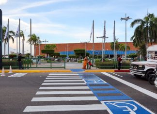 Otro paseo peatonal reinauguró Di Martino: Orden frente al Sambil