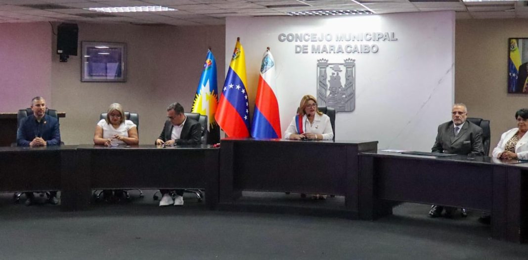 Concejo Municipal de Maracaibo homenajeó a ingenieros en su día