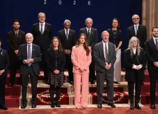 Messi en recepción formal con la Princesa Leonor antes de recibir el Premio Princesa de Asturias